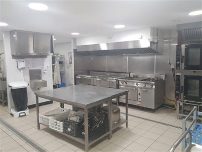 Vente cuisine centrale pour collectivités dans le Lubéron