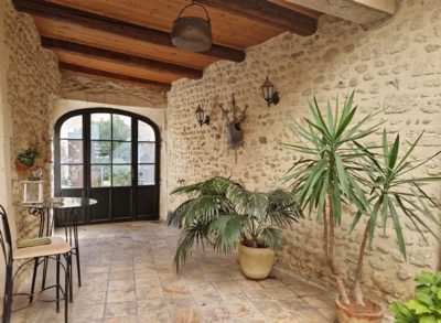 Restaurant de charme géré en couple en Drôme sud